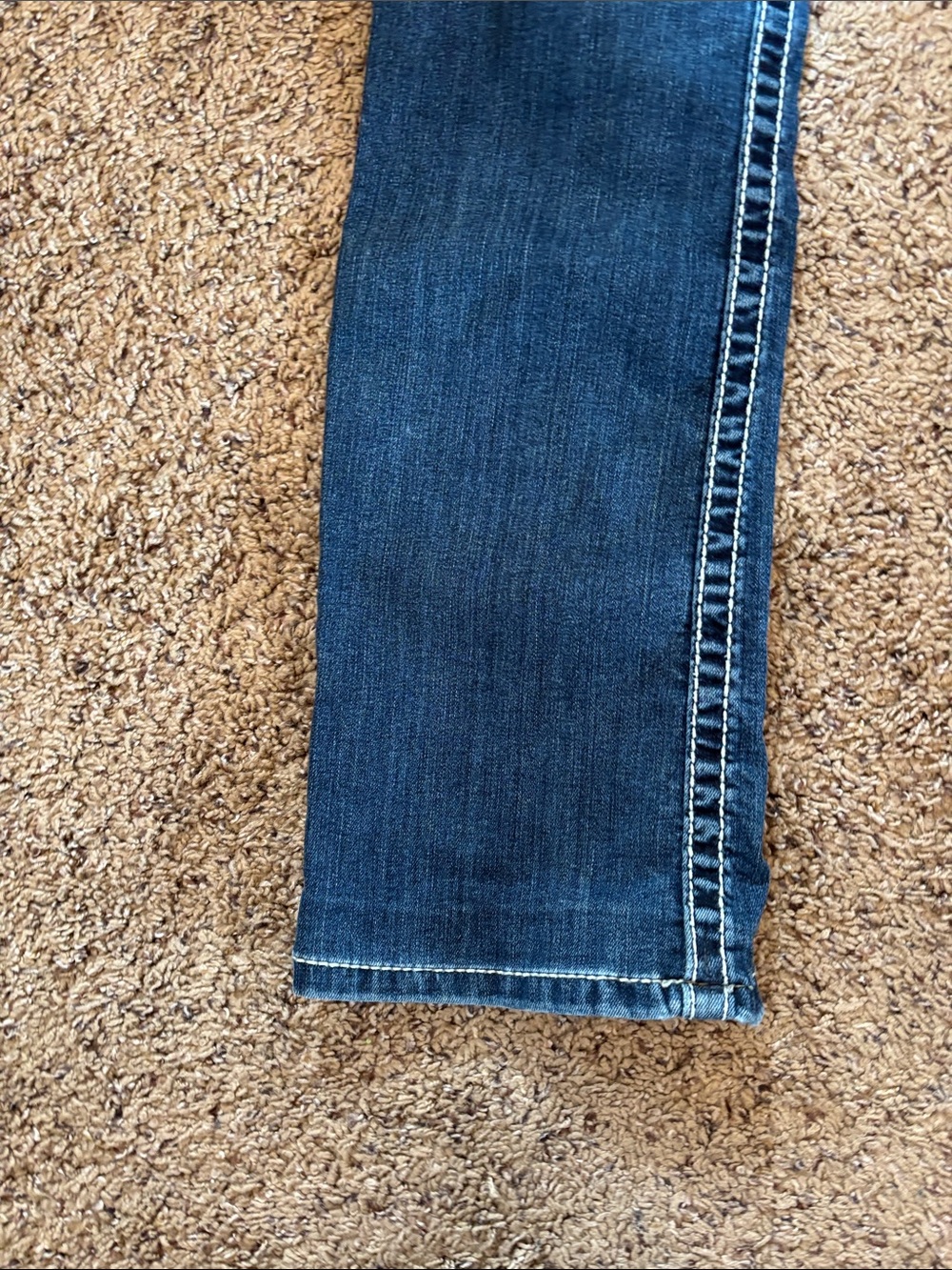 BKE Women’s Boot Cut Jeans in Dark Wash Blue - Picture 10 of 11